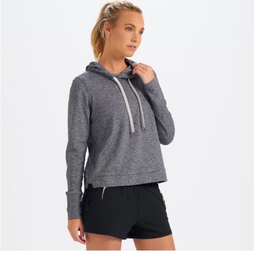 Women’s Vuori Halo Essential Hoodie Size S